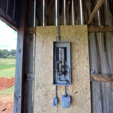 New-installation-of-a-200-amp-underground-service-entry-and-panel-in-a-barn 3