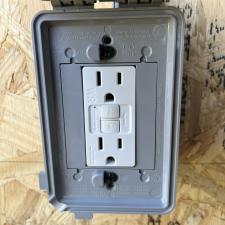 New-installation-of-a-200-amp-underground-service-entry-and-panel-in-a-barn 5